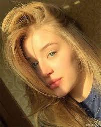 Clara M<em>., London, UK</em>